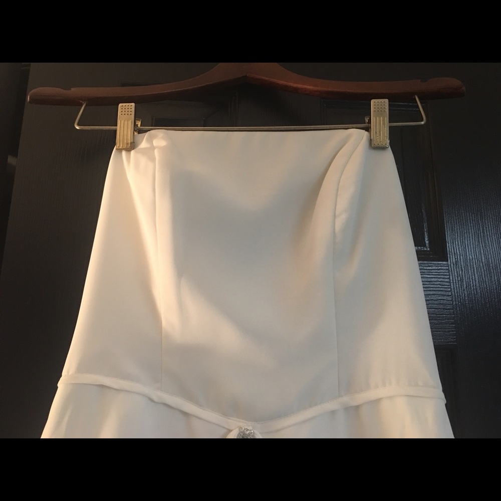 David’s bridal Wedding gown $1